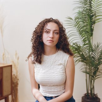 Session Singer, Vocalist, Songwriter - averyraquel