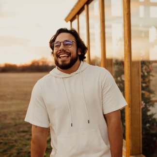 Session Singer, Vocalist, Songwriter - masonalcaraz
