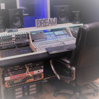 Music Producer - amaze