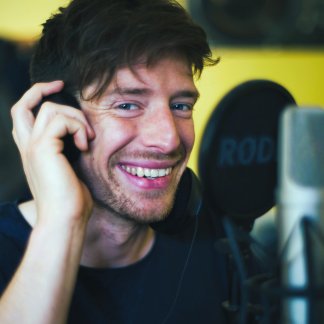 Session Singer, Vocalist, Songwriter - jon_becker