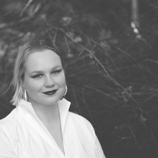 Session Singer, Vocalist, Songwriter - elina_music