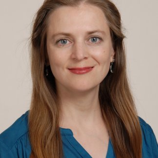 Session Singer, Vocalist, Songwriter - nadezhda