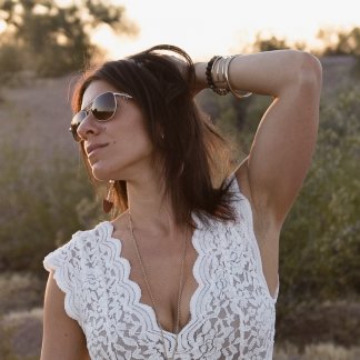 Session Singer, Vocalist, Songwriter - ylanciano