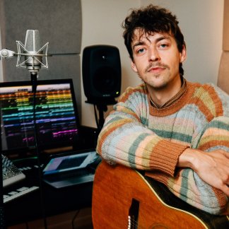 Session Singer, Vocalist, Songwriter and Music Producer - fredseul
