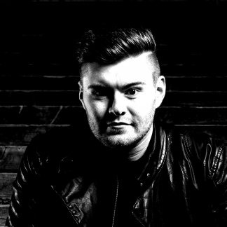 Music Producer - pianolektro