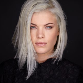 Session Singer, Vocalist, Songwriter - zoeisabella
