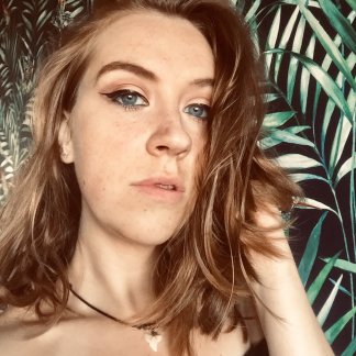 Session Singer, Vocalist, Songwriter - demma