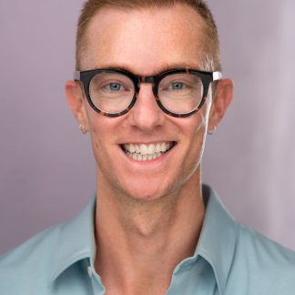 Session Singer, Vocalist, Songwriter - simonwalton