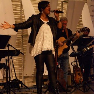 Session Singer, Vocalist, Songwriter - sparrow2015
