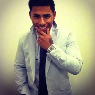 Session Singer, Vocalist, Songwriter - vicdeleon