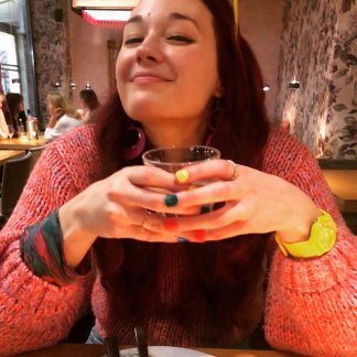 Session Singer, Vocalist, Songwriter - emilyturner