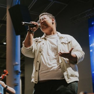 Session Singer, Vocalist, Songwriter - iskandarrosli