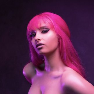 Session Singer, Vocalist, Songwriter - lunaruggiero