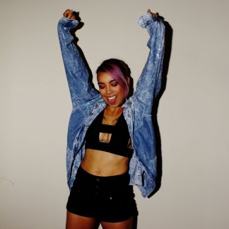 Session Singer, Vocalist, Songwriter - kimilundie