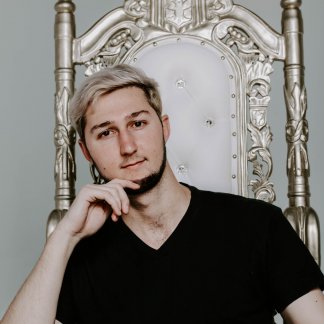 Session Singer, Vocalist, Songwriter - diffrnt