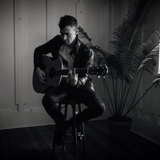 Session Singer, Vocalist, Songwriter and Music Producer - lukemeyersmusic