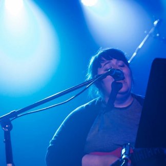 Session Singer, Vocalist, Songwriter - bay