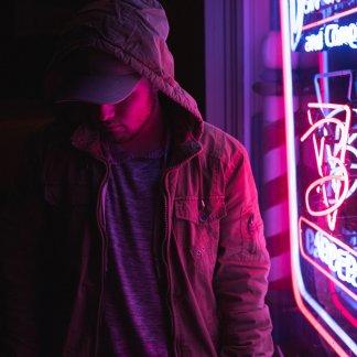 Session Singer, Vocalist, Songwriter and Music Producer - crusif
