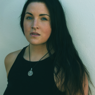 Session Singer, Vocalist, Songwriter - alyss