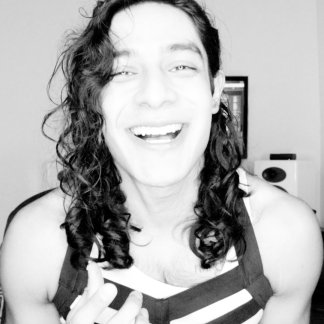 Session Singer, Vocalist, Songwriter - maxximo