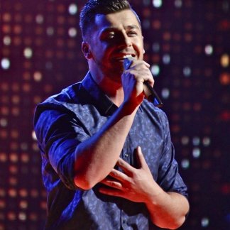 Session Singer, Vocalist, Songwriter - alan roy