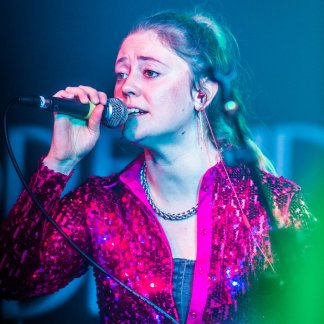 Session Singer, Vocalist, Songwriter - katiew1995