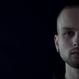 Session Singer, Vocalist, Songwriter - miklomundo