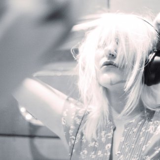 Session Singer, Vocalist, Songwriter - aurelux