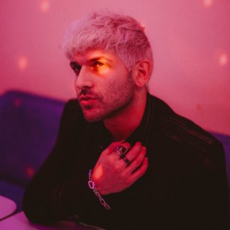 Session Singer, Vocalist, Songwriter - samlouis