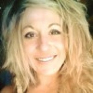 Session Singer, Vocalist, Songwriter - ilijolie
