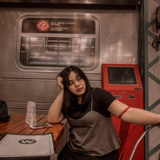 Session Singer, Vocalist, Songwriter - heyttung