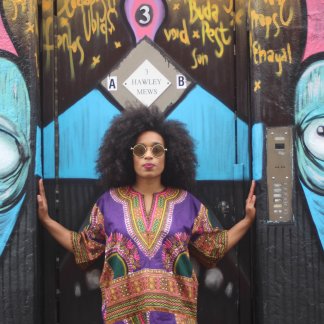 Session Singer, Vocalist, Songwriter - betchybarros