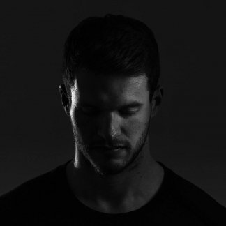 Music Producer - blinded_hearts