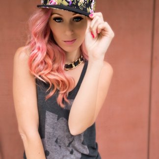 Session Singer, Vocalist, Songwriter - annearful