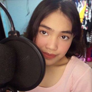 Session Singer, Vocalist, Songwriter - christinemayyy