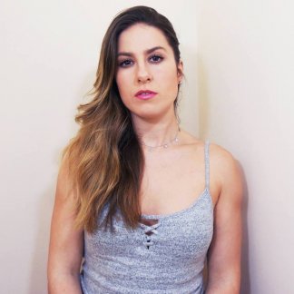 Session Singer, Vocalist, Songwriter - laraluumusic