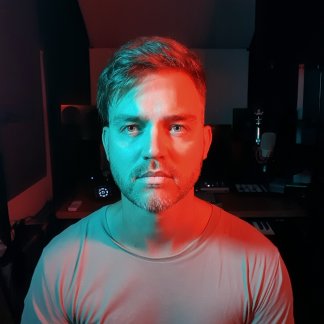 Session Singer, Vocalist, Songwriter and Music Producer - yari