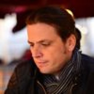 Session Singer, Vocalist, Songwriter - mircea