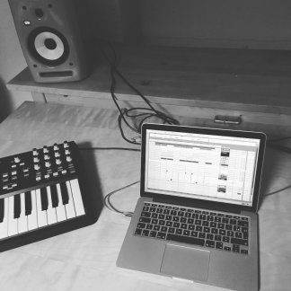 Music Producer - rubens
