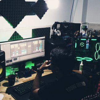 Music Producer - duo9