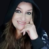 Session Singer, Vocalist, Songwriter and Music Producer - linalopezhdez