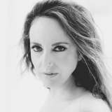Session Singer, Vocalist, Songwriter - ariana_falerni