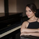 Session Singer, Vocalist, Songwriter - karolynrsoprano