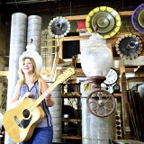 Session Singer, Vocalist, Songwriter - carolineferrant