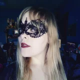 Session Singer, Vocalist, Songwriter - lilithvonkrone